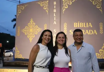 Da esquerda para direita: Lucimar Ferreira (PL), Aline Otília (vereadora) e Flávio Ferreira (Secretário)